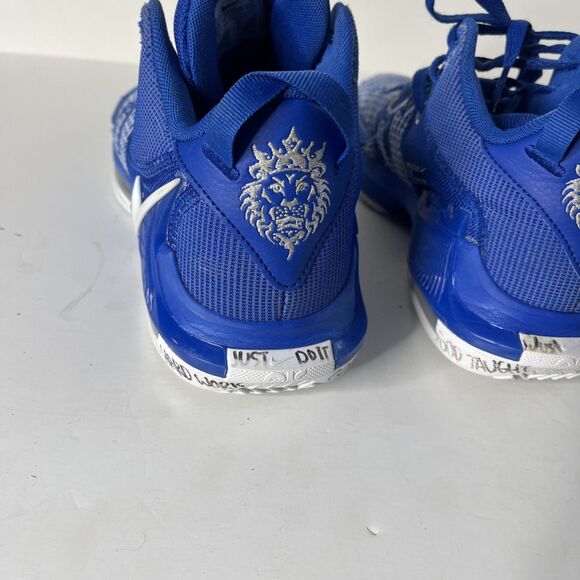 Nike Blue White Lebron Witness 7 Sneakers | Excellent Condition Size 7.5 main image 9